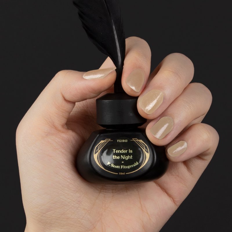 FG1943 夜はやさし ジェルネイル - 指甲油/指甲貼 - 其他材質 金色