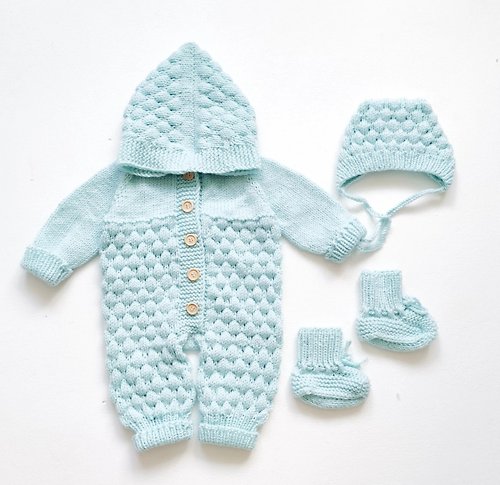 Knitting for kids Knitting pattern for jumpsuit, bonnet, booties, mittens for baby 0-3, 3-6 months