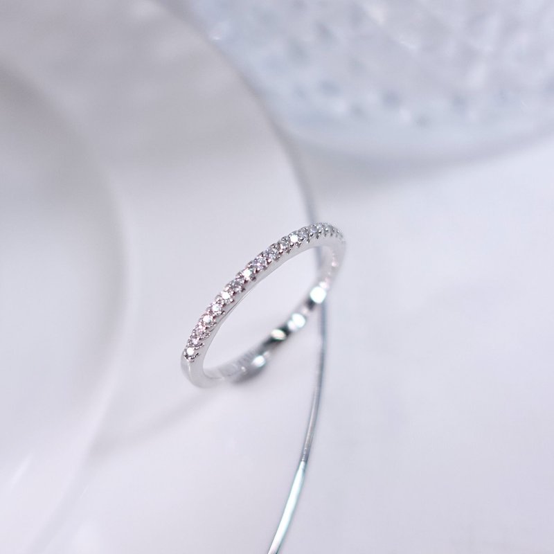 Simple line ring 3A grade cubic zirconia Stone luster sterling silver ring customized gift - แหวนทั่วไป - เงินแท้ สีใส
