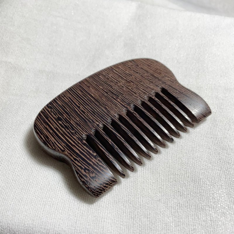 wood comb for massage head - อุปกรณ์แต่งหน้า/กระจก/หวี - ไม้ สีม่วง