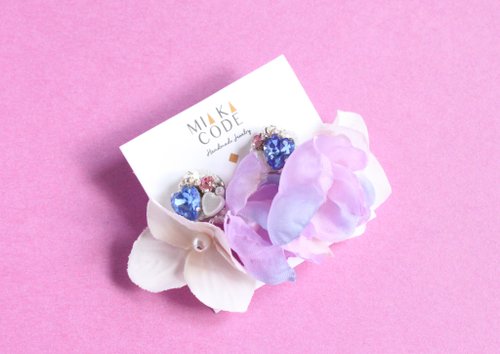 MIAKA CODE 。Handmade & Fashion 手工串珠 花花(雙色拼色) 耳針/夾式耳環