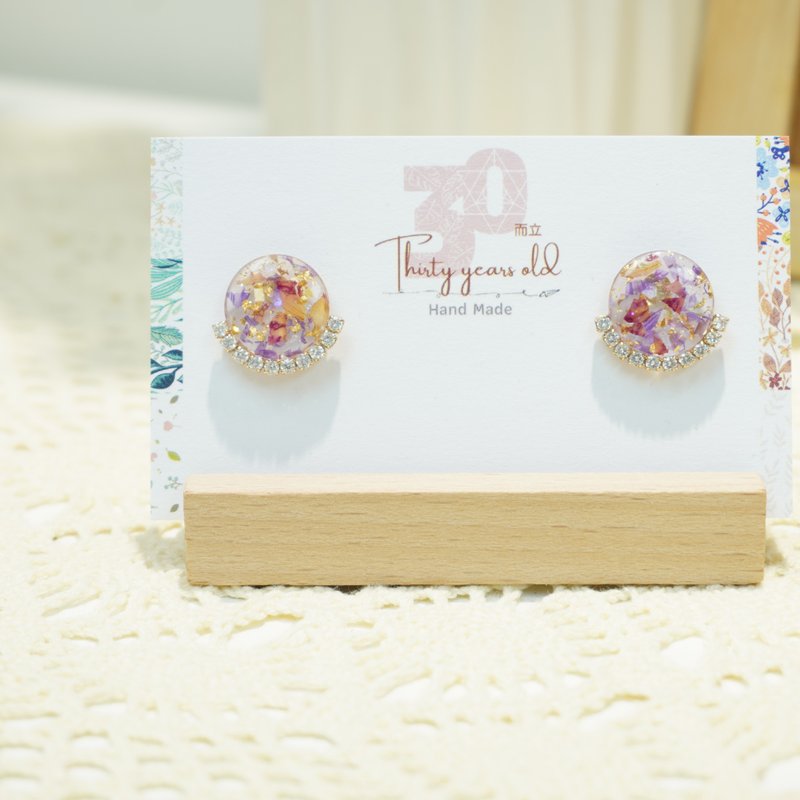 Simple series. Round dried flower earrings - ต่างหู - พืช/ดอกไม้ หลากหลายสี