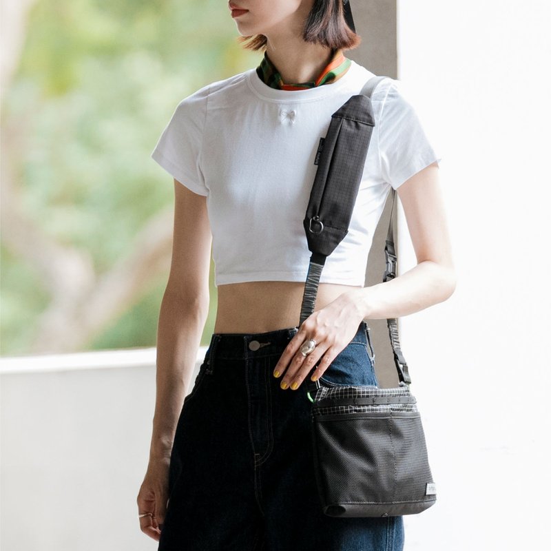 【bitplay】Cross-body bag lanyard - กระเป๋าใส่เหรียญ - วัสดุอื่นๆ หลากหลายสี