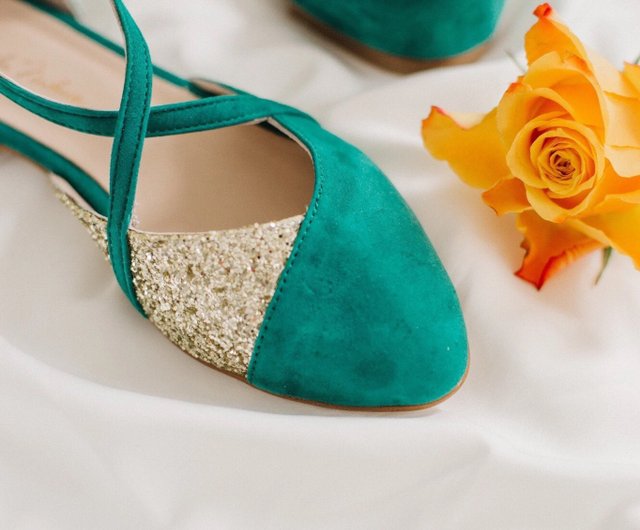 Emerald green sale shoes flats