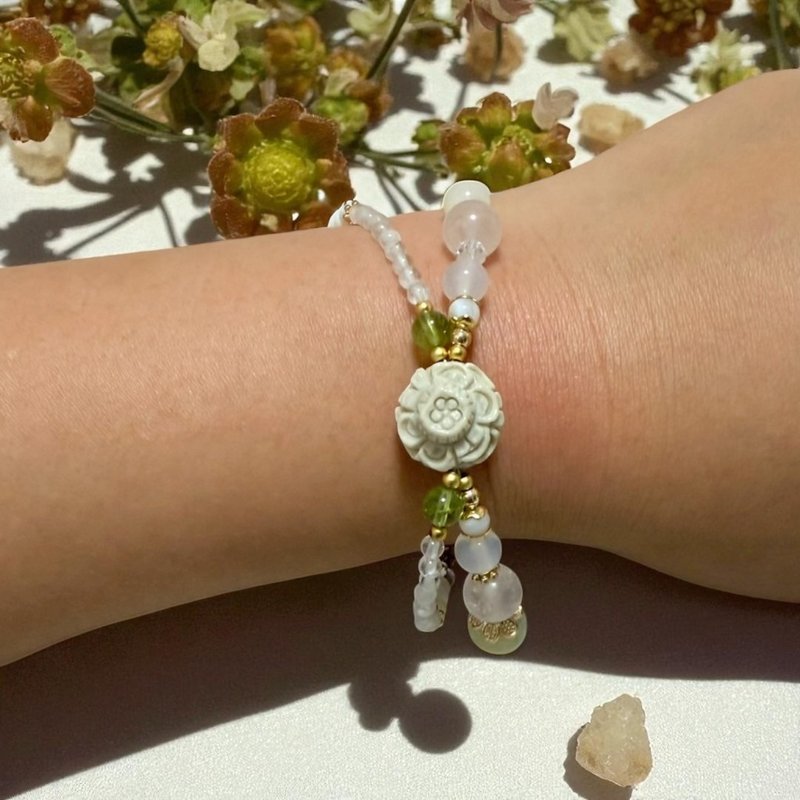 阿拉蕾花界手鍊 阿拉善花雕 葡萄石 粉晶 橄欖石 白玉髓 牡羊座 - 手鍊/手環 - 水晶 透明