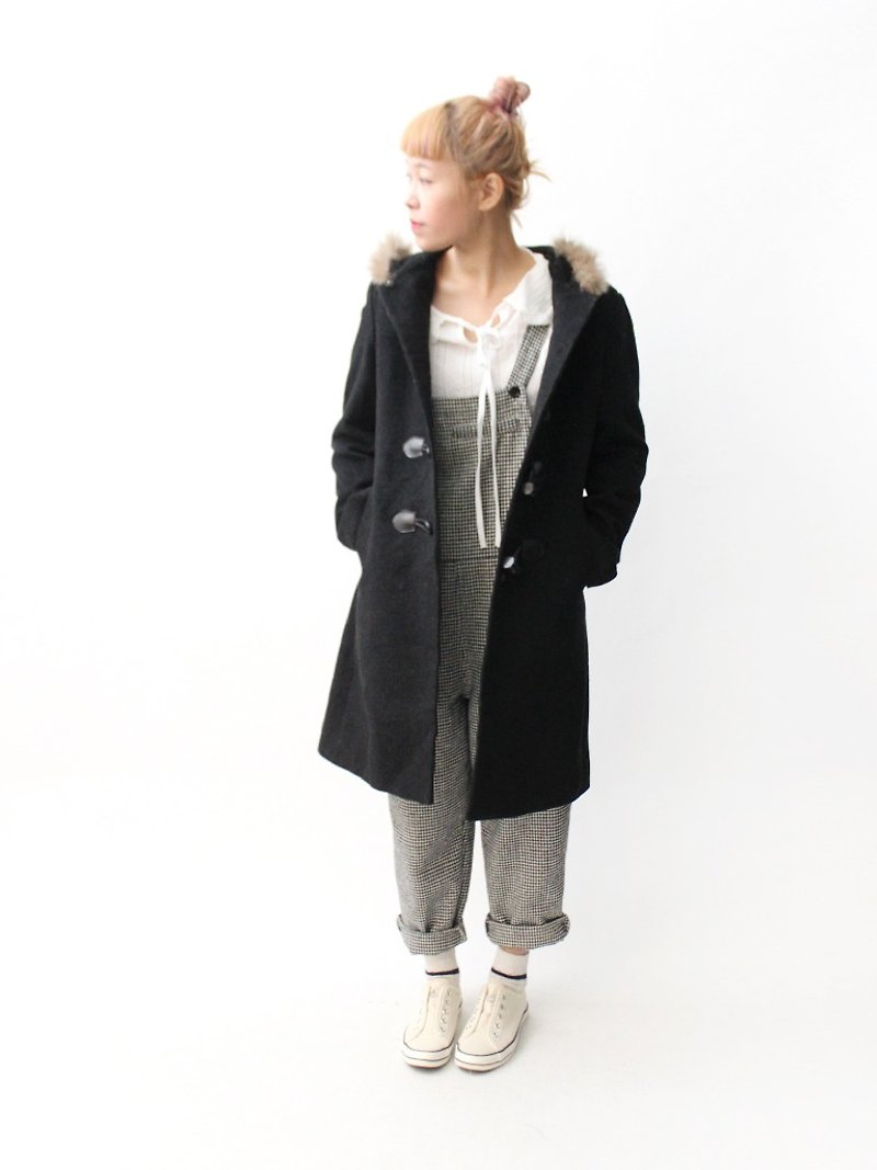 【RE1204C379】韓國製鐵灰色修身連帽古著牛角扣外套大衣 - 外套/大衣 - 羊毛 黑色