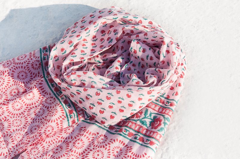 手織りの純粋なシルクスカーフ/手作りの木プリント植物染めスカーフ/草染め綿スカーフ - ピンクの花火の花 - スカーフ - コットン・麻 ピンク
