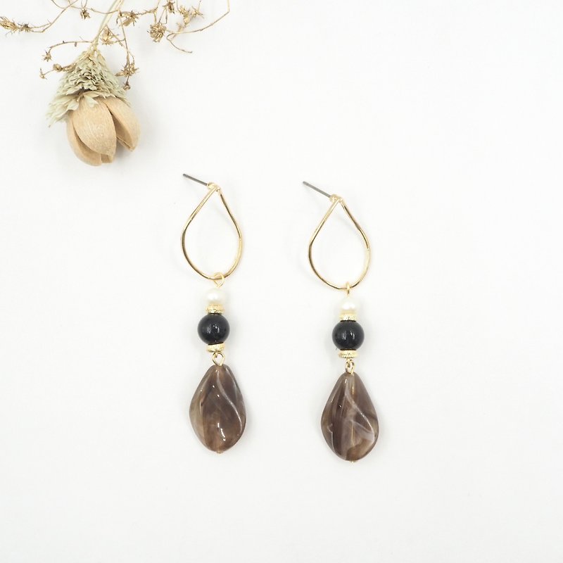 Design section. Black agate pearl temperament leaf steel needle earrings - Earrings & Clip-ons - Gemstone 