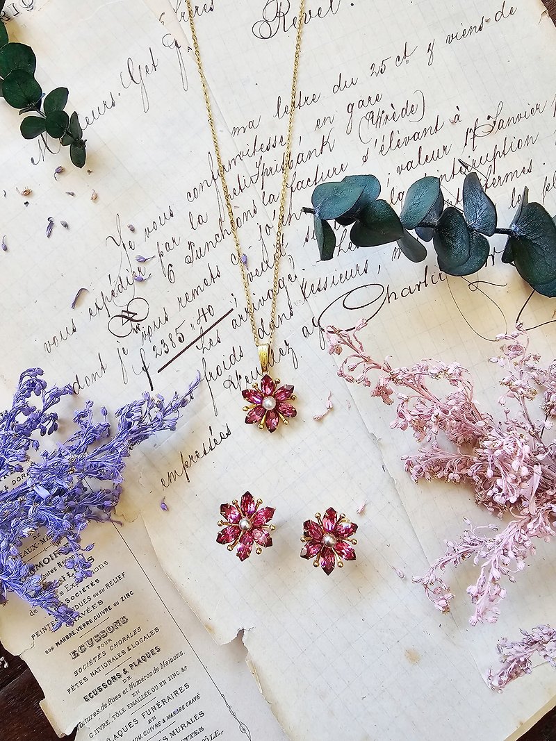 Vintage signed AMCO Pink Flower Gold-Filled Necklace and Earrings Set - สร้อยคอ - โลหะ สึชมพู