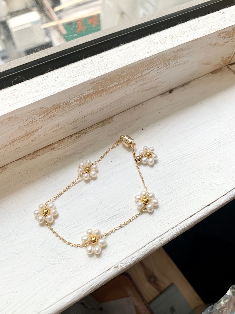 花季。泛花珍珠手鏈 14KGF - 手鍊/手環 - 珍珠 白色