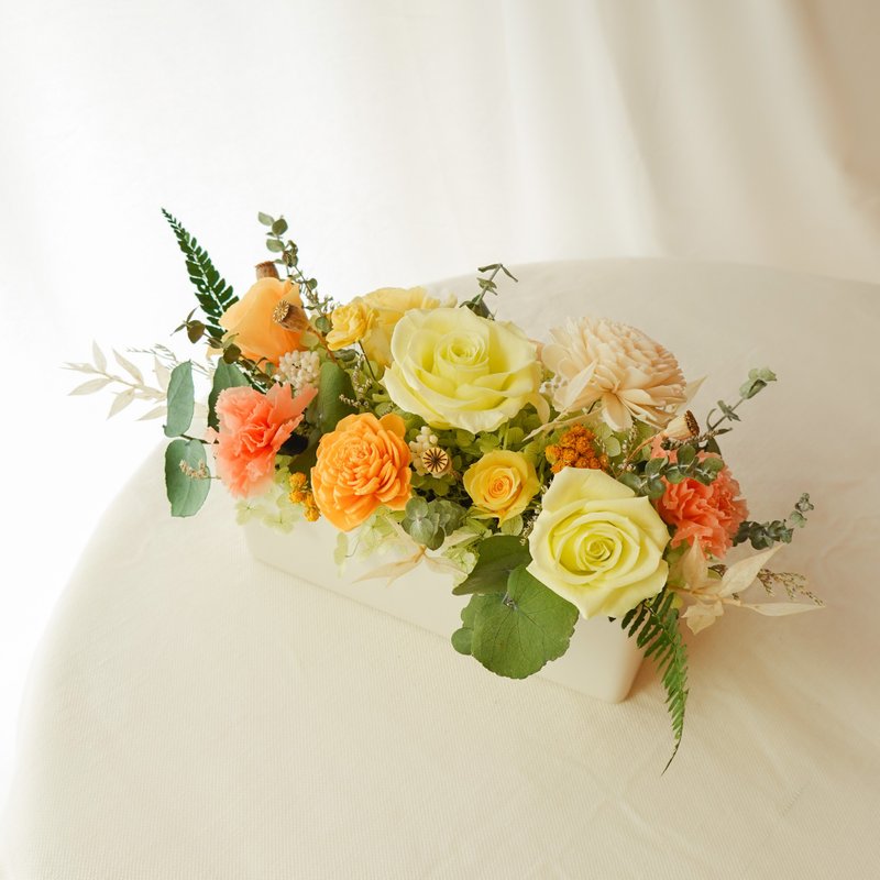 French chanson garden long table flowers - fresh green - ช่อดอกไม้แห้ง - พืช/ดอกไม้ สีเหลือง