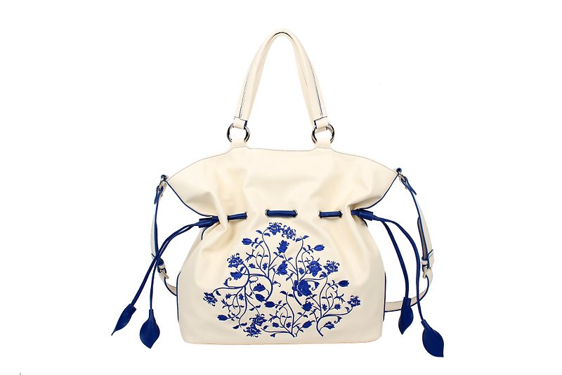Blue and white porcelain bag - Messenger Bags & Sling Bags - Faux Leather White