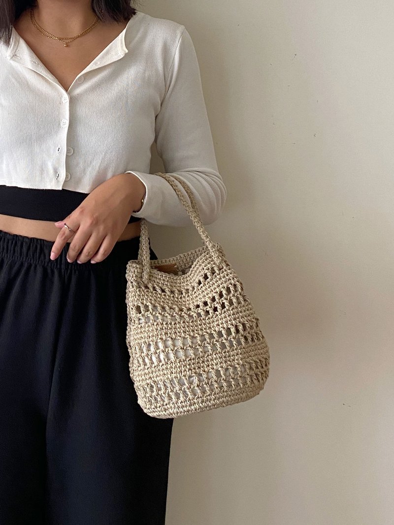 Handmade cotton woven three-way bucket bag shoulder bag crossbody bag handbag bahnhof handmade - กระเป๋าหูรูด - ผ้าฝ้าย/ผ้าลินิน สีกากี