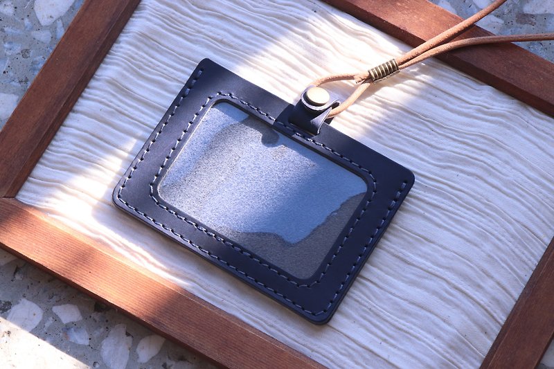 [Integrated into the new product page] Blue horizontal type | Double-layer vegetable tanned leather identification card holder | GOGORO card holder - ที่ใส่บัตรคล้องคอ - หนังแท้ สีน้ำเงิน