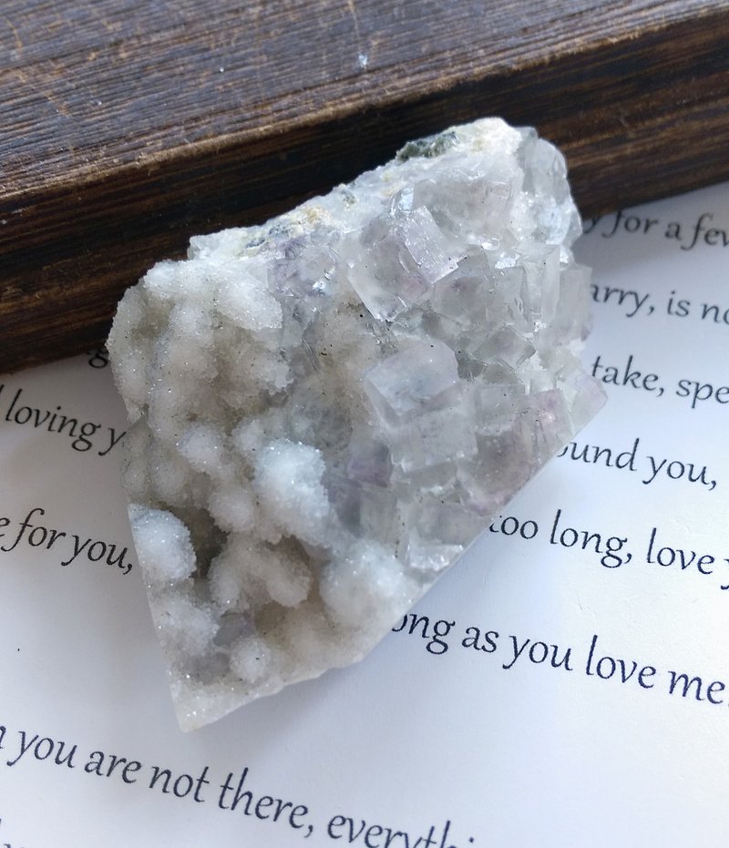 Fluorite 內蒙產地 螢石 水晶共生 天然礦石 原礦 - 擺飾/家飾品 - 其他材質 