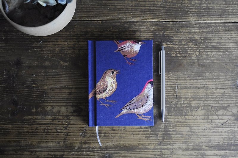 鳥類觀察者 手工布藝本子 藝術手帳 - 筆記本/手帳 - 棉．麻 