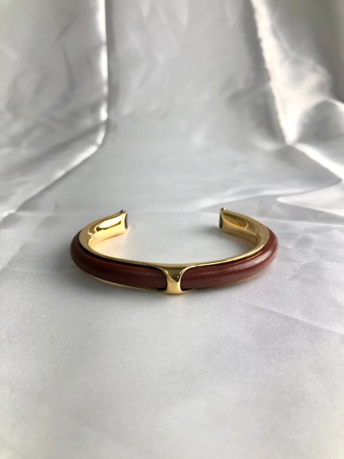 【美品級】HERMES ブラウンレザーバングル　ヴィンテージ 日本直送 名牌中古包 】HERMES エルメス バングル ブラウン