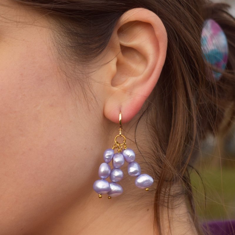 Lilac purple freshwater pearl earrings | by Ifemi Jewels - 耳環/耳夾/耳骨夾 - 其他材質 金色