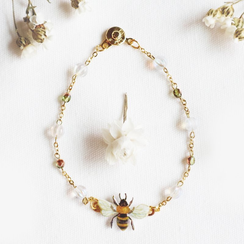 Bee bracelet - Bracelets - Resin Yellow
