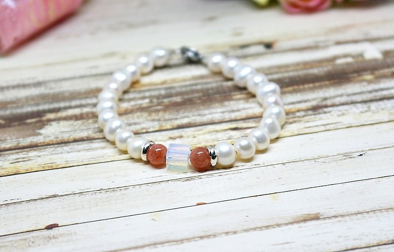 Natural stone x sterling silver buckle bracelet _ temperament full point #母节礼# - Bracelets - Gemstone White