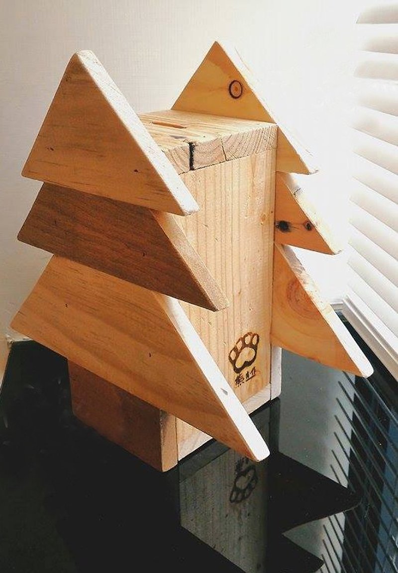 【熊肯作木工坊】聖誕樹存錢筒 - 擺飾/家飾品 - 木頭 咖啡色