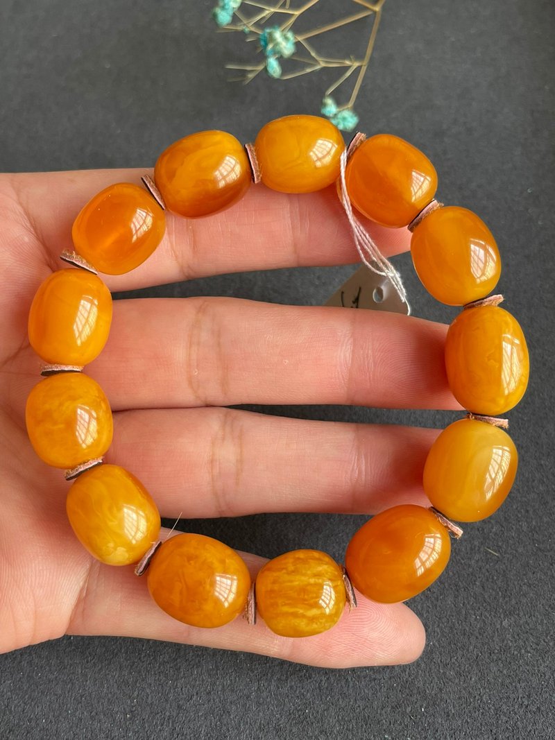 Natural reflux old flower Wax Lulutong jujube bead single circle bracelet after years of baptism Wax mellow - สร้อยคอ - คริสตัล 