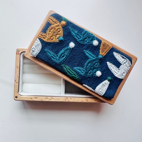 Bagel Baggo 刺繡狐狸實木首飾盒