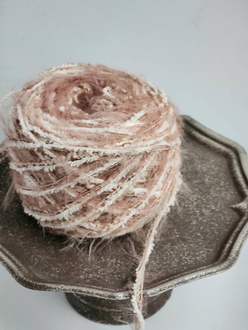 Pulled yarn 54.0m - เย็บปัก/ถักทอ/ใยขนแกะ - ไฟเบอร์อื่นๆ สีนำ้ตาล