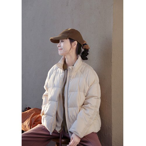 荒腔 暖白色立領寬松加厚保暖白番鴨絨短款羽絨服