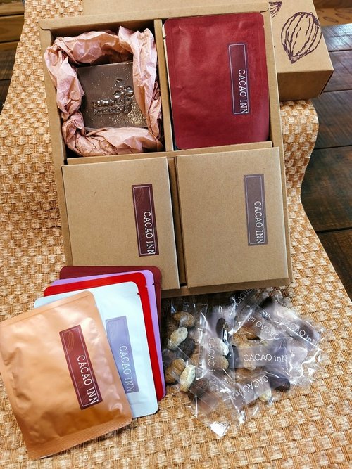 Kakawa Tree To Bar Chocolate 獨家手工禮盒優惠中 純可可大賞系列 988原豆系列禮盒A