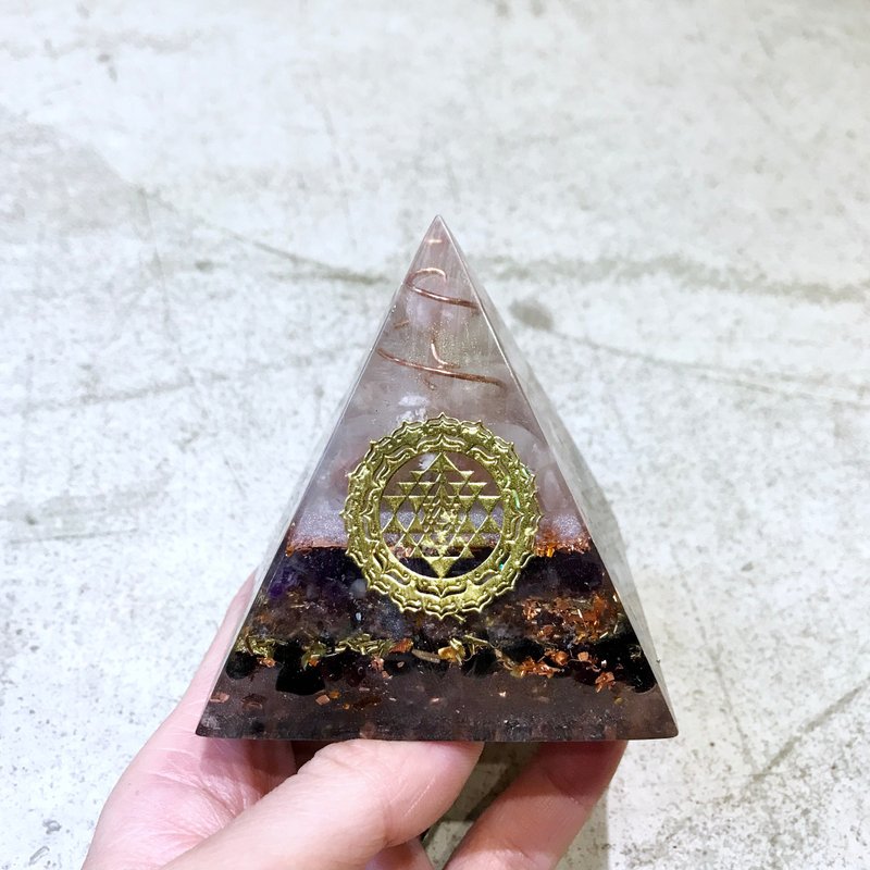 客製化奧鋼能量塔-圖為客訂分享 - 擺飾/家飾品 - 水晶 