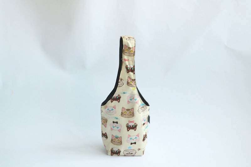 MaryWil雙面環保杯套飲料提袋-米色貓咪 - 飲料提袋/杯袋/杯套 - 棉．麻 多色
