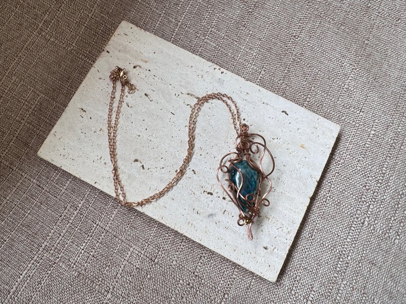 230646 wire wrapping blue Stone Bronze wrapping pendant - Necklaces - Copper & Brass Blue