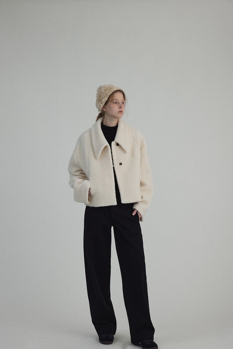 Nordic Minimalism Rabbit Fur Short Jacket and Skirt Set - เสื้อผู้หญิง - วัสดุอื่นๆ ขาว