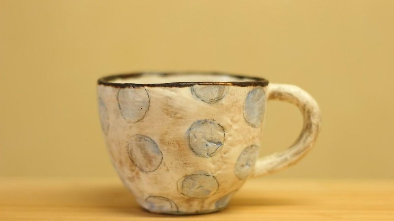 Cup of pulverized hand bubble baby blue dot. - Mugs - Pottery 