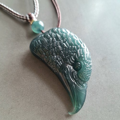 翡翠百貨 jade store 天然瓜地馬拉翡翠玉器 | 冰種鷹吊墜玉墜 |