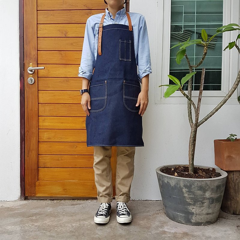 New Denim Apron w/Leather Copper rivets workwear/baristas/chefs/barbers Handmade - 圍裙 - 棉．麻 藍色