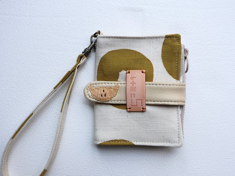 【fabric wallet】croissant short/medium short clip - Wallets - Cotton & Hemp White