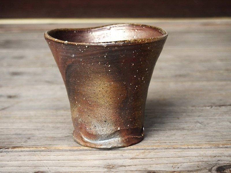Bizen shochu drinking (large) 【wave】 _ s 1 - 0 14 - Pottery & Ceramics - Pottery Brown
