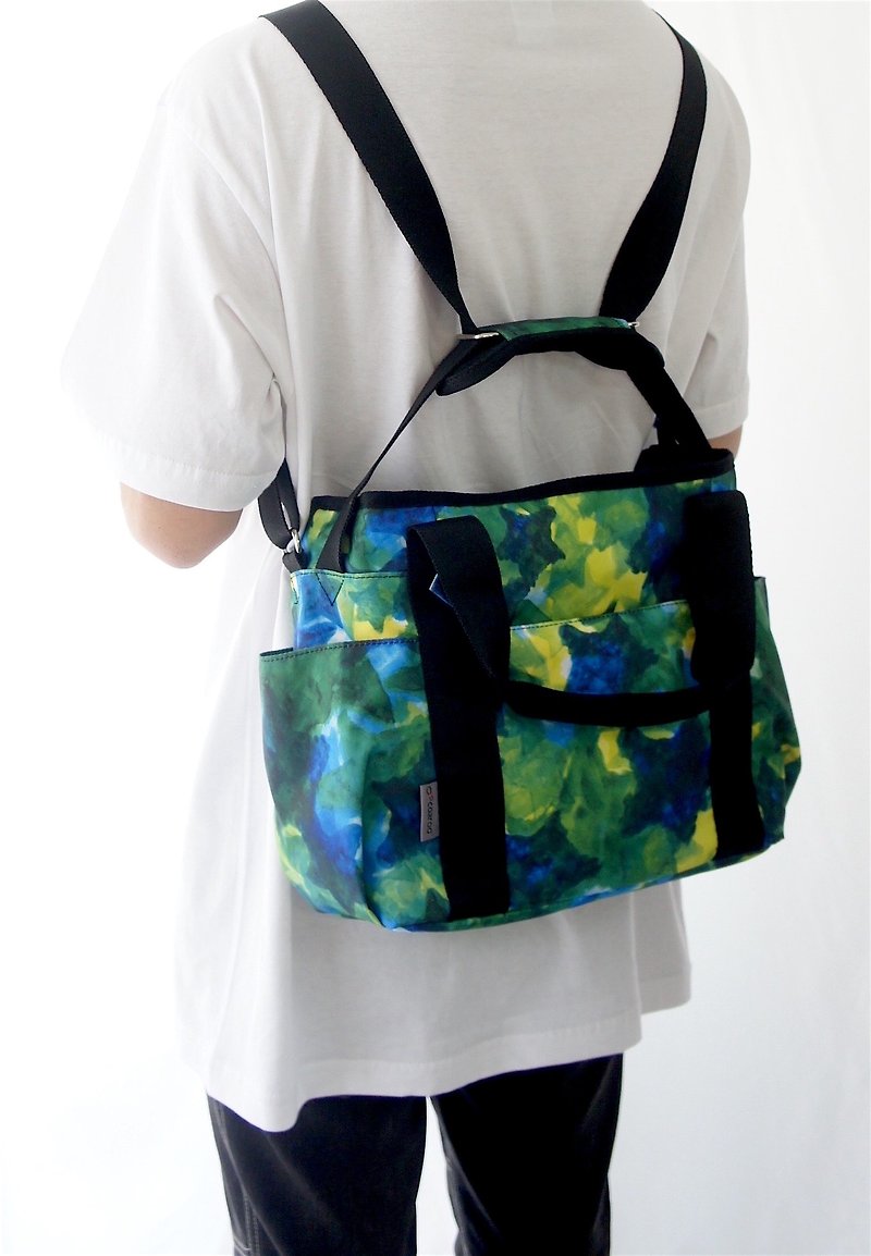 Star camouflage tote bag- S-size/wheel chair bag - กระเป๋าแมสเซนเจอร์ - เส้นใยสังเคราะห์ สีเขียว
