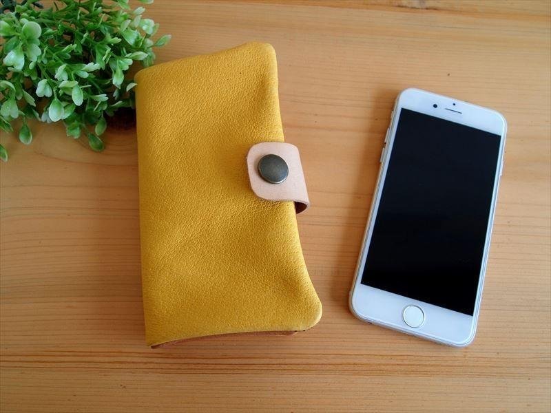 【オーダーメイド 定番イエロー】豚革やわらかスマホケース【多機種】レザーカバー【iphone6,xperia,galaxy】黄 - 其他 - 真皮 黃色