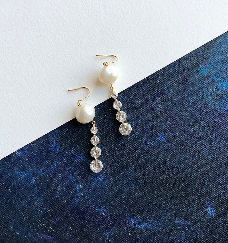 Pearl Earrings & Clip-ons White - Bohemian 14K Gold Filling Pearl earrings