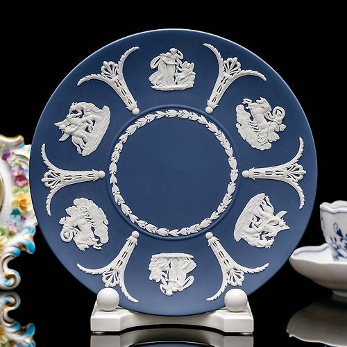 擎上閣裝飾藝術 英國製 wedgwood 波特蘭碧玉浮雕希臘神話陶瓷盤 絕版手工藝術盤