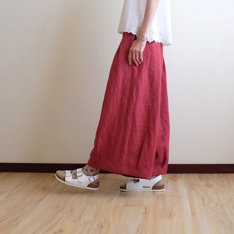 Everyday Handmade Dress Playful Girl Vintage Cherry Red Pleated Wide Pants Flax - กางเกงขายาว - ผ้าฝ้าย/ผ้าลินิน สีแดง
