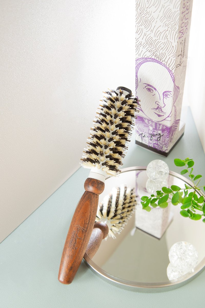 Master Series Ceramic Tube Comb (Middle) | Pandora's Beauty Box - Makeup Brushes - Wood Brown