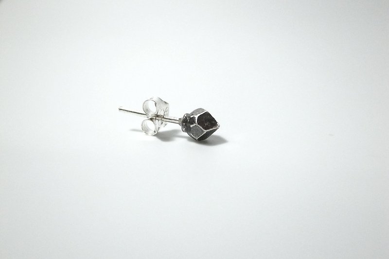 Guardian Heart (single) sterling silver earrings silver925 - Earrings & Clip-ons - Sterling Silver Silver