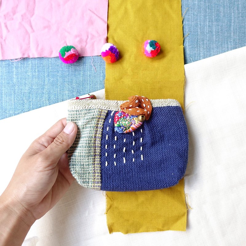 DUNIA handmade /Tropical gardens/ 手織布刺繡零錢包- 3 - 散紙包 - 棉．麻 藍色