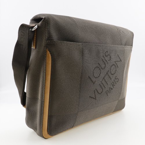 美品 ルイヴィトン ショルダーバッグ ダミエ ジェアン メサジェ M93030 日本直送】ルイ・ヴィトン LOUIS VUITTON メサジェ ショルダー