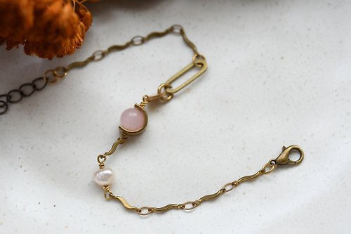 MNII Pearl NO.10│ 珍珠x粉色糖果瑪瑙x黃銅 │ 黃銅手鍊