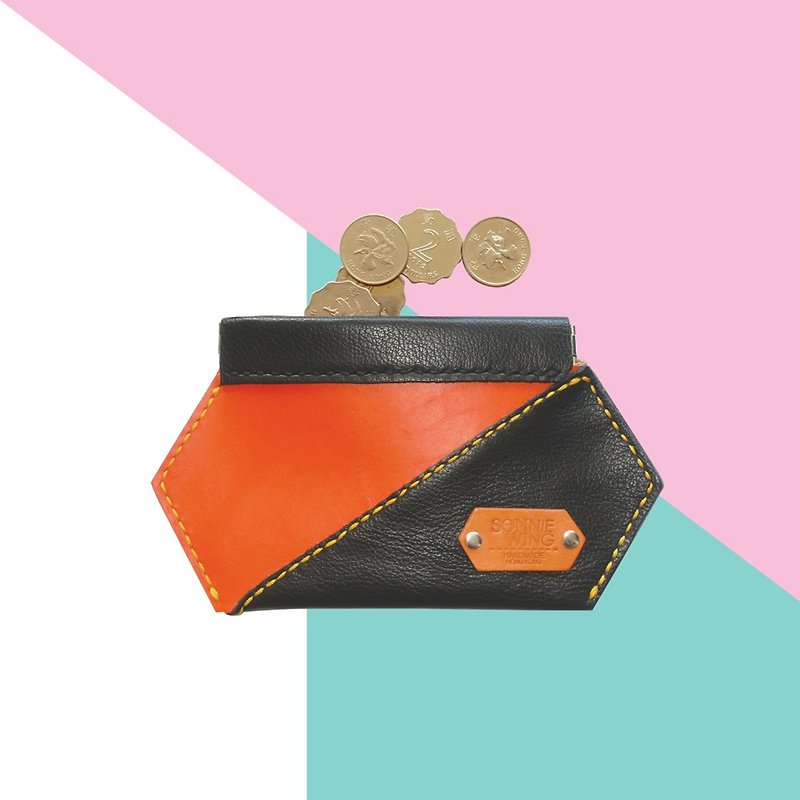 Playful Hexagon Leather Squeeze Coin Pouch - กระเป๋าใส่เหรียญ - หนังแท้ สีส้ม